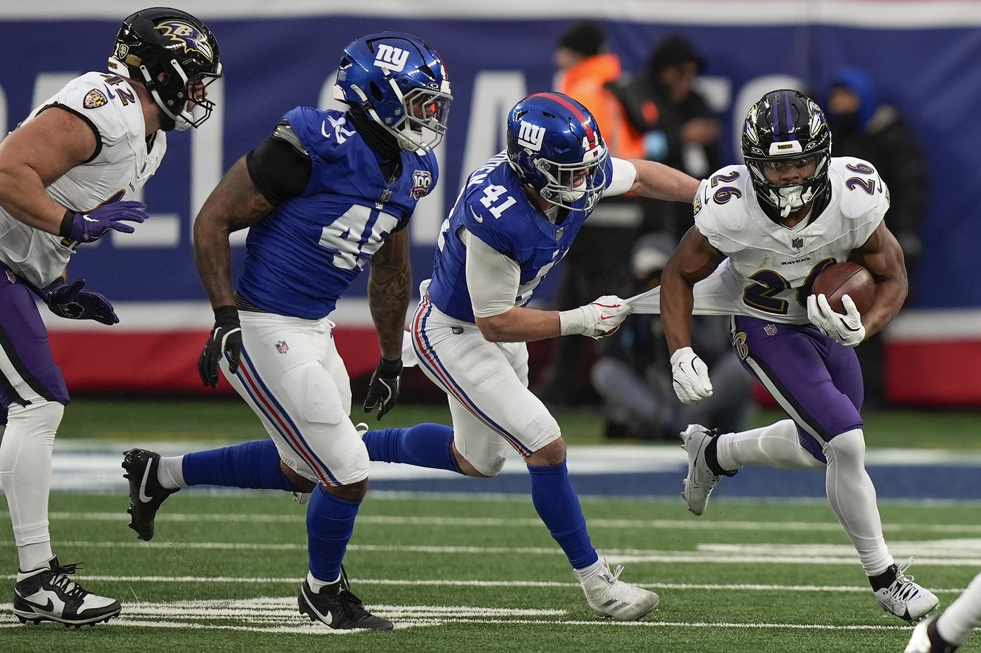 Exit Cousins, Enter Penix: Falcons make stunning QB switch with 3 games left in the season | iNFOnews.ca Exit Cousins, Enter Penix: Falcons make stunning QB switch with 3 games left in the season | iNFOnews.ca