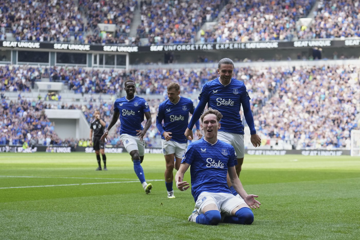 Man United still winless in Premier League after draw at Fulham, Grealish inspires Everton | iNFOnews.ca Man United still winless in Premier League after draw at Fulham, Grealish inspires Everton | iNFOnews.ca