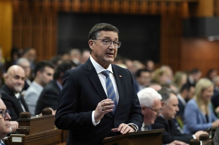 Tories decry Liberal secrecy as government moves committee debate behind closed doors | iNFOnews.ca