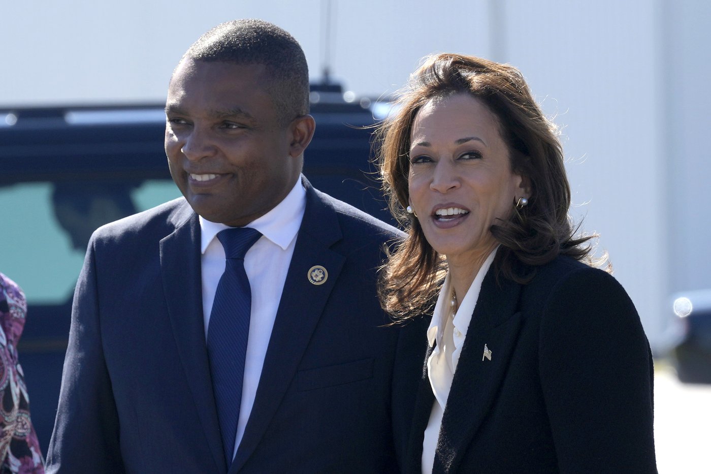 Democratic incumbent Don Davis wins reelection in North Carolina's only toss-up congressional race | iNFOnews.ca Democratic incumbent Don Davis wins reelection in North Carolina's only toss-up congressional race | iNFOnews.ca