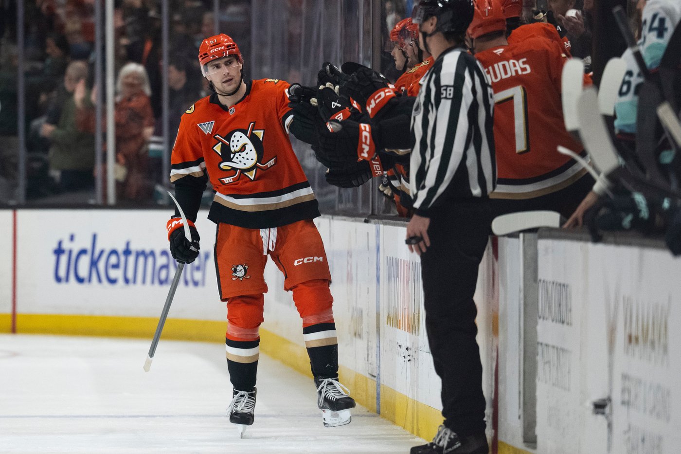 Gauthier gets 25th goal and surging Ducks beat Kraken 4-2 to move closer to Pacific Division lead | iNFOnews.ca