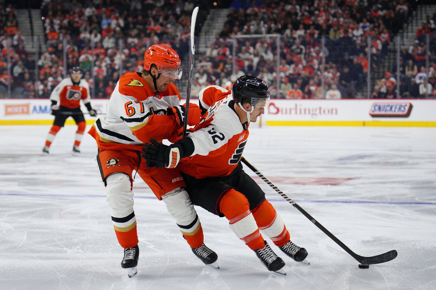 Leo Carlsson rallies the Ducks to a 5-4 victory over the Flyers | iNFOnews.ca Leo Carlsson rallies the Ducks to a 5-4 victory over the Flyers | iNFOnews.ca