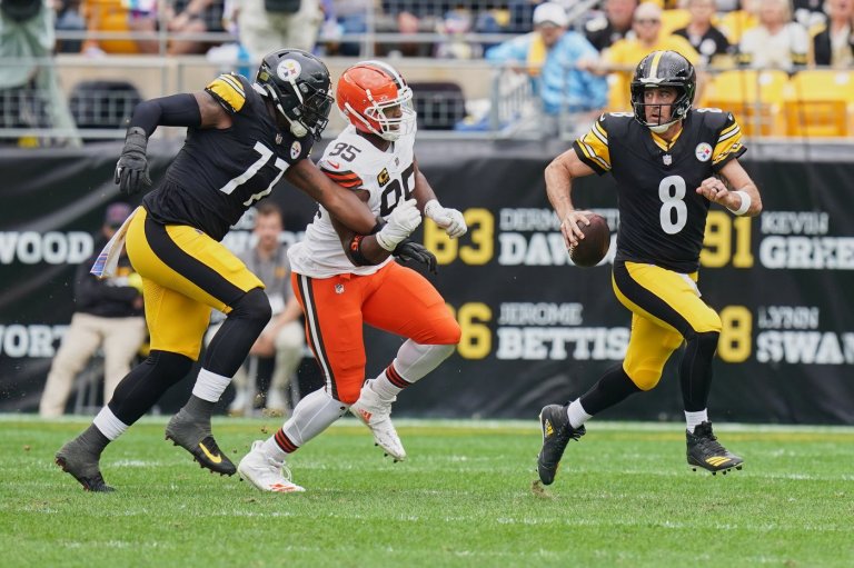 Aaron Rodgers throws for 2 TDs as Steelers continue home dominance of Browns in 23-9 win | iNFOnews.ca