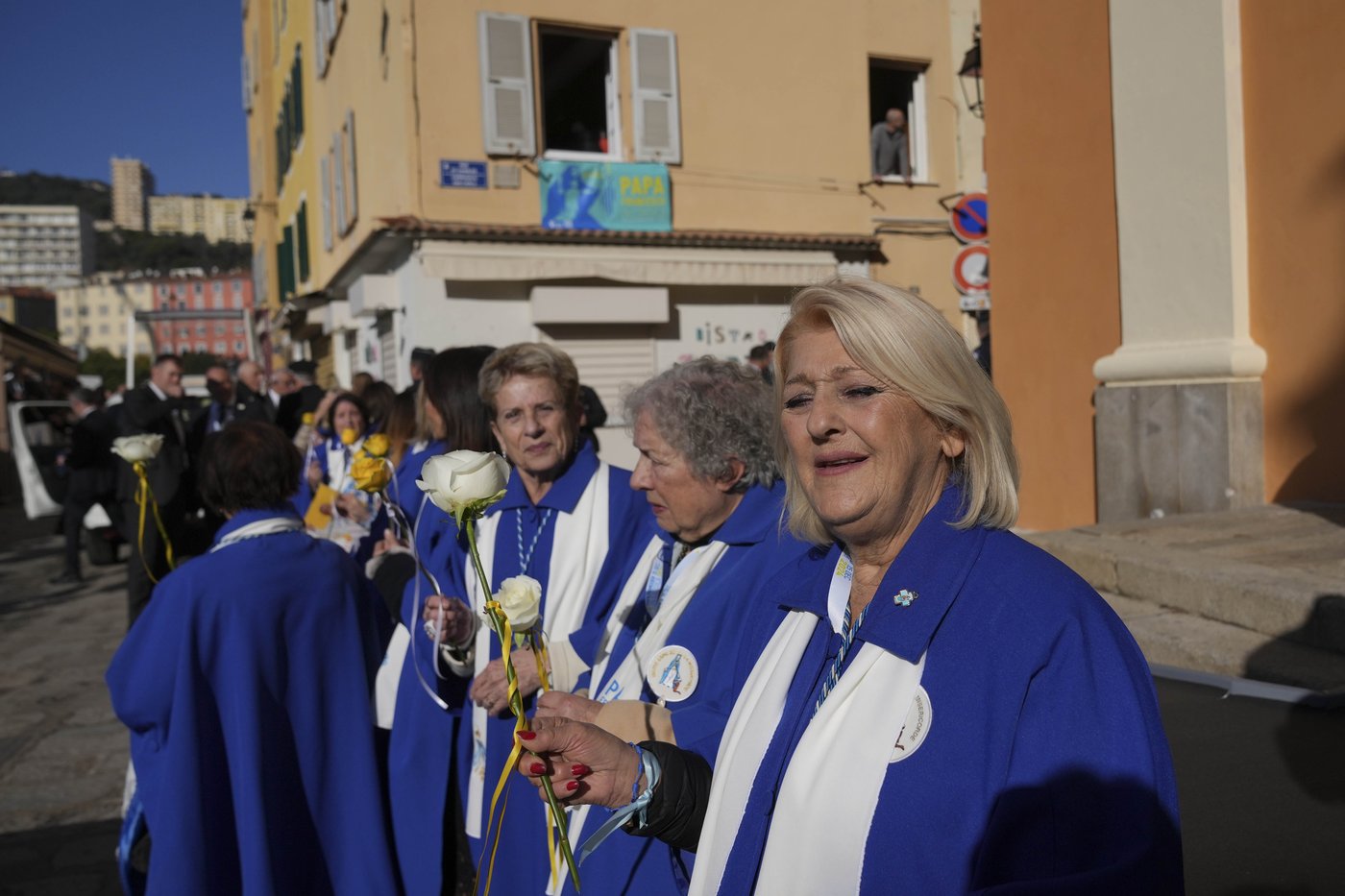 Pope Francis makes 1st papal visit to France's Corsica awash in expressions of popular piety | iNFOnews.ca