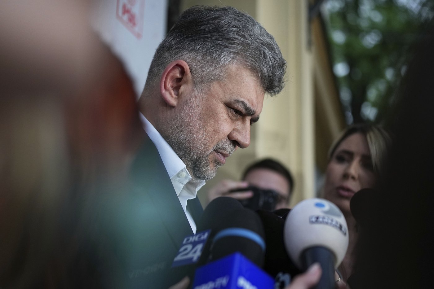 Romanian premier resigns after his coalition's candidate fails to advance in presidential runoff | iNFOnews.ca Romanian premier resigns after his coalition's candidate fails to advance in presidential runoff | iNFOnews.ca