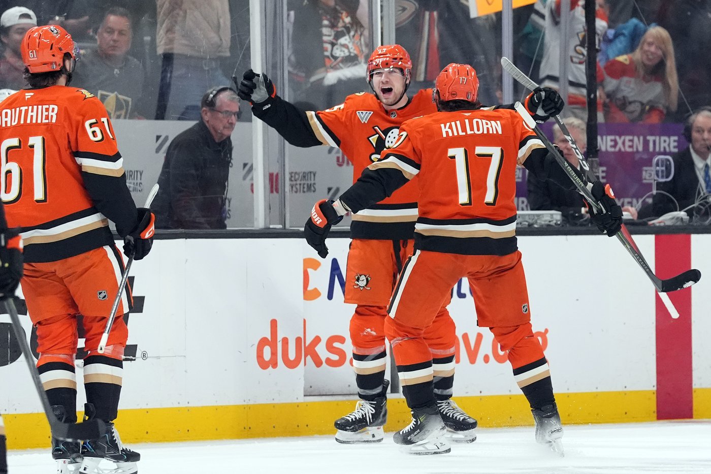 Killorn, Sennecke get big goals in Ducks' series-evening, 4-3 win over Golden Knights in Game 4 | iNFOnews.ca