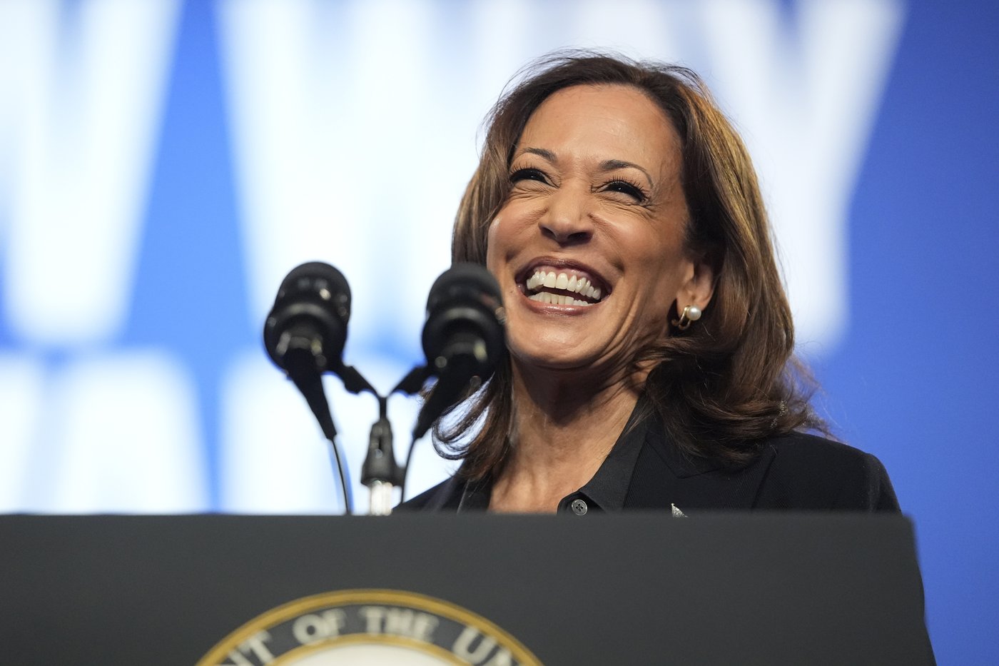 Harris is heading to North Carolina to survey Helene's aftermath one day after Trump visited | iNFOnews.ca