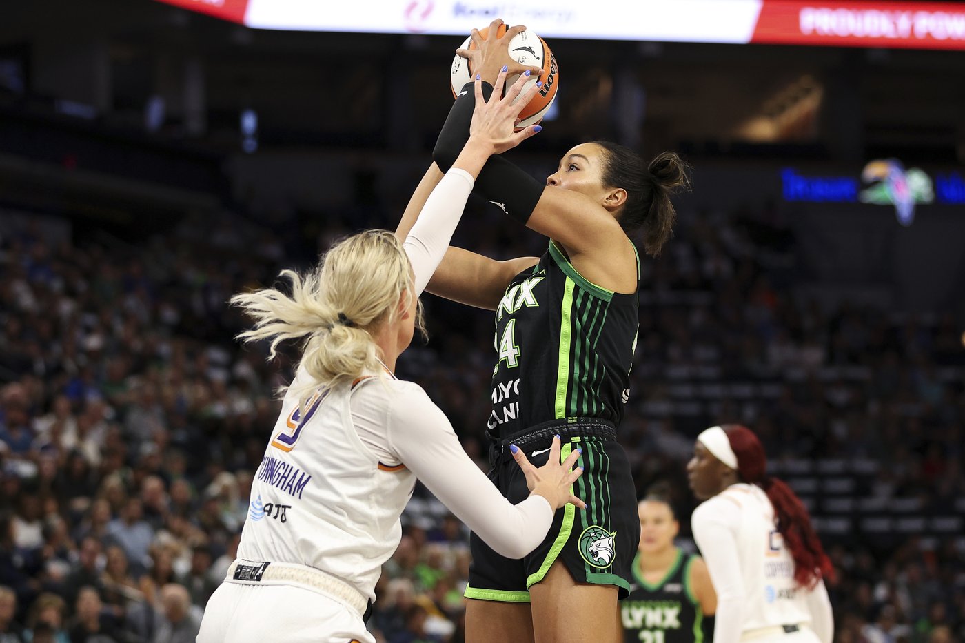 Napheesa Collier scores 38 as Lynx fend off Mercury 102-95 in playoff opener | iNFOnews.ca