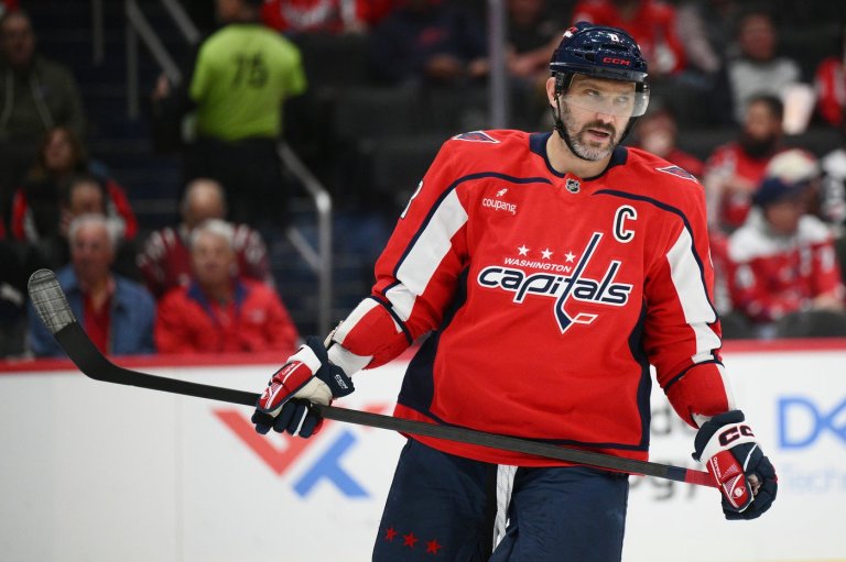 Alex Ovechkin scores his 900th NHL goal with the Washington Capitals | iNFOnews.ca