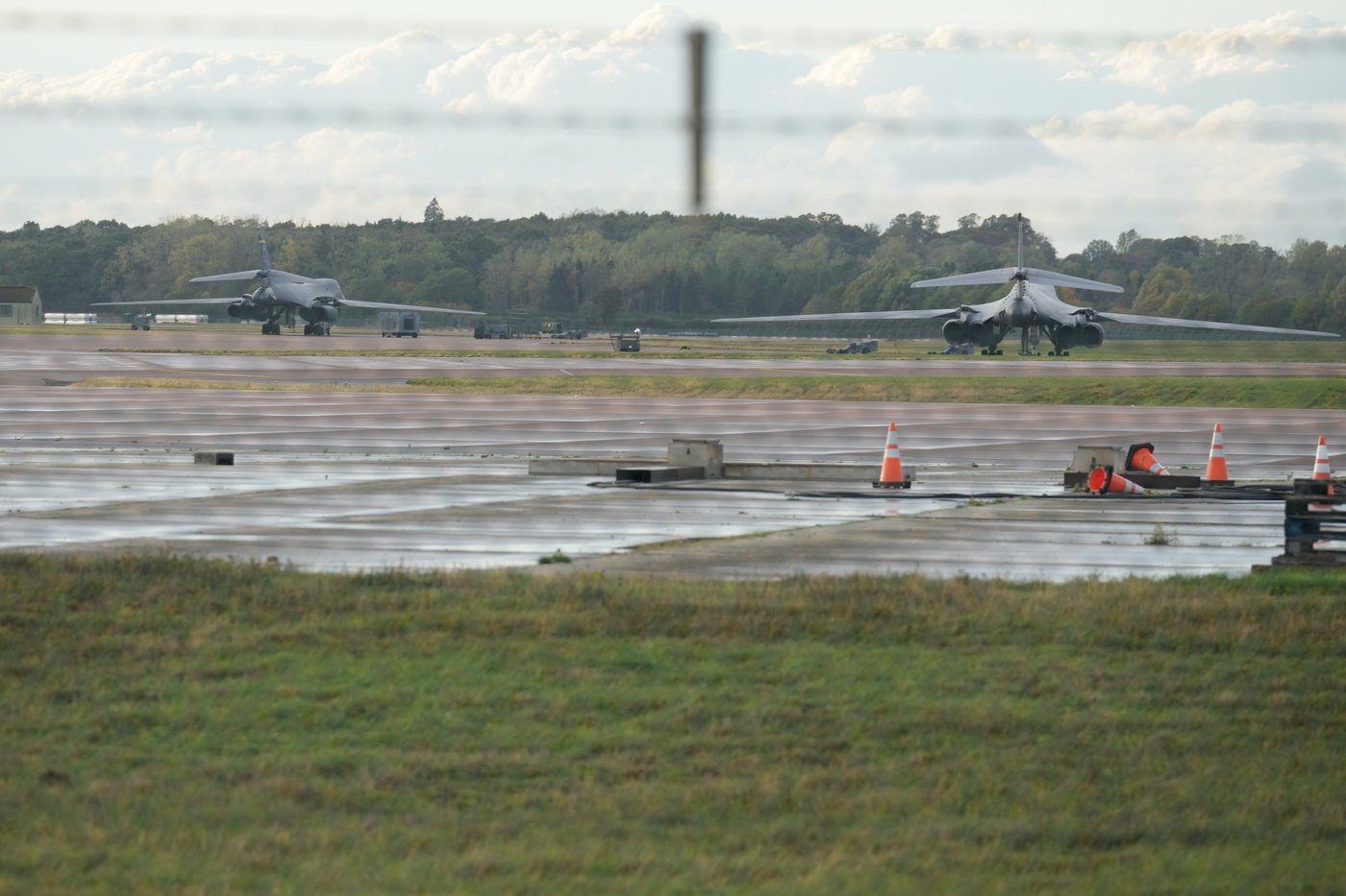 5 men arrested near UK air base used by US in Iran war on suspicion of preparing a terrorist act | iNFOnews.ca 5 men arrested near UK air base used by US in Iran war on suspicion of preparing a terrorist act | iNFOnews.ca