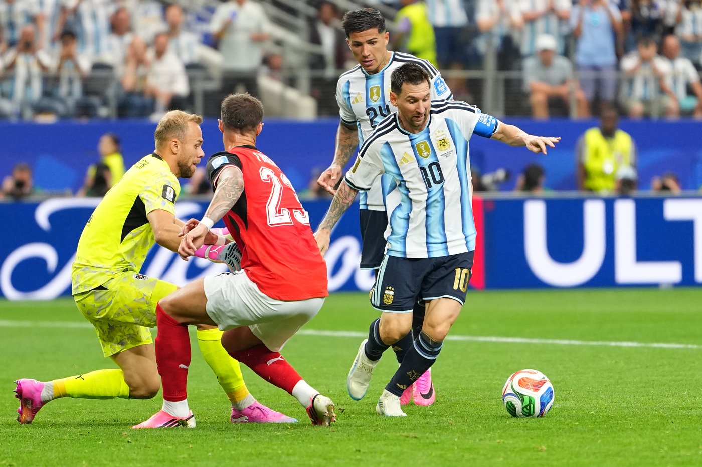 Lionel Messi won't start Argentina's group finale, but World Cup scoring record holder could sub in | iNFOnews.ca