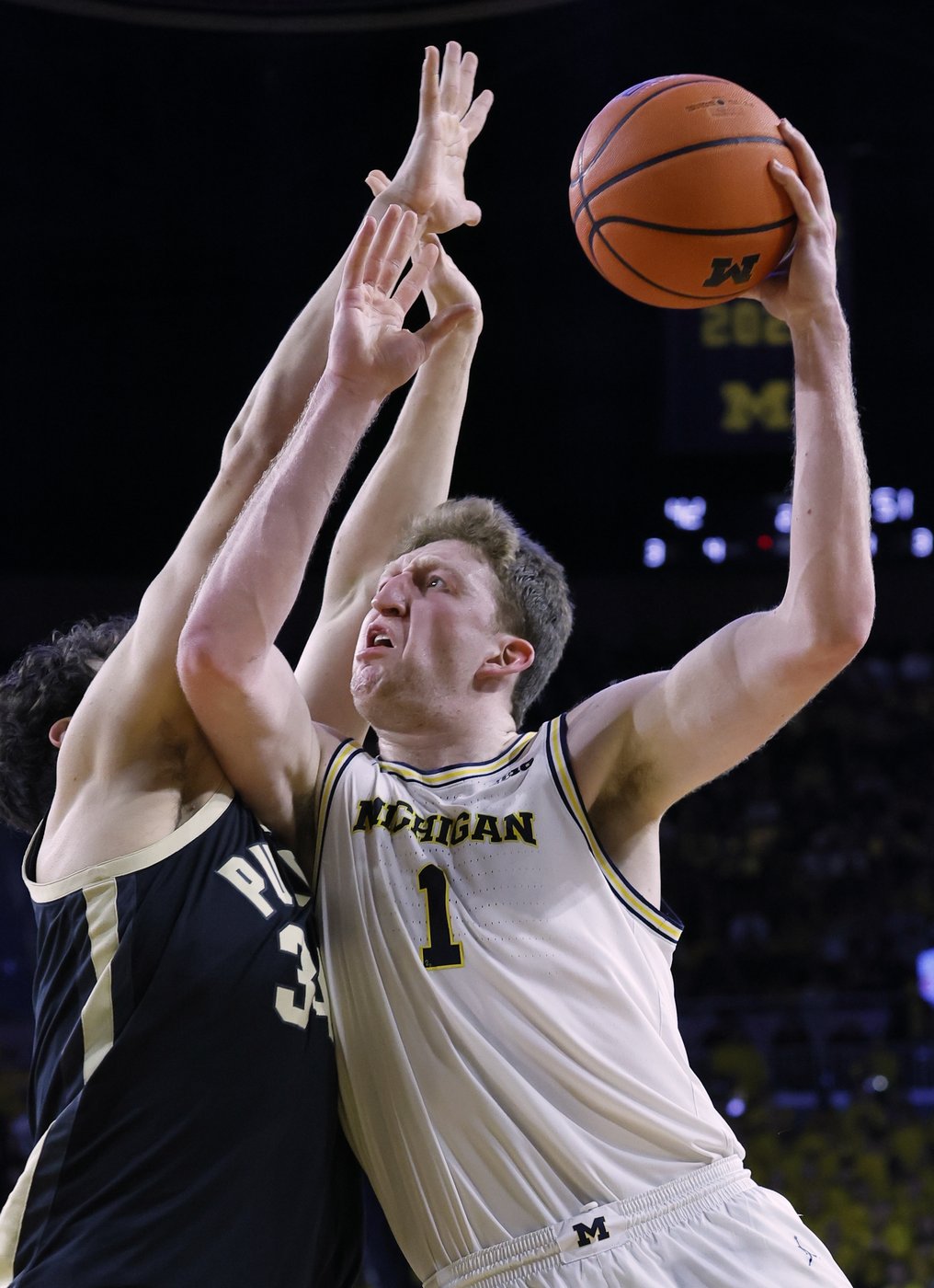 Wolf scores 15 and No. 20 holds off No. 7 Purdue 75-73 | iNFOnews.ca
