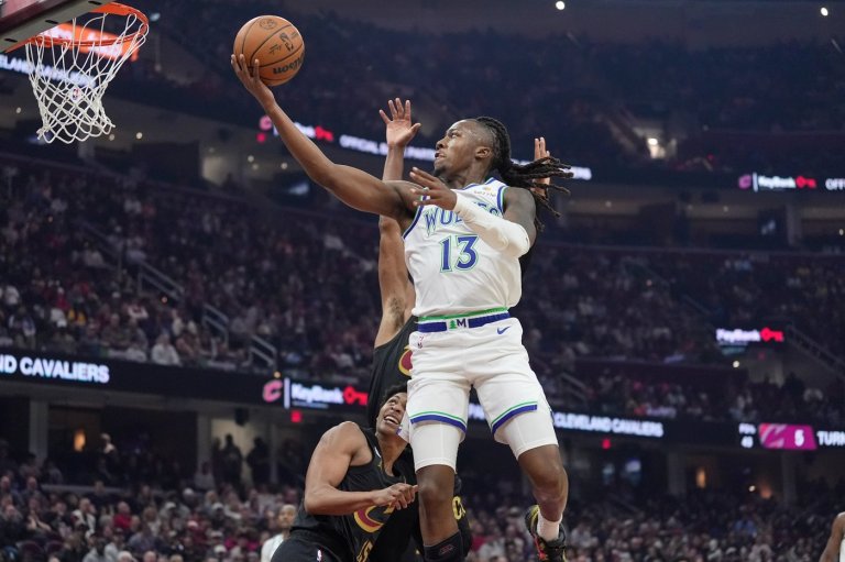 Mitchell scores 26 as Cavaliers rally and defeat Timberwolves 127-125 in overtime | iNFOnews.ca