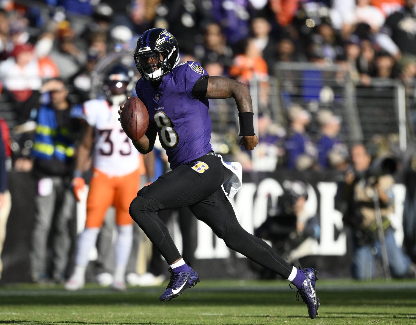 Jackson produces perfect passer rating, Henry scores 2 more TDs as Ravens rout Broncos 41-10 | iNFOnews.ca Jackson produces perfect passer rating, Henry scores 2 more TDs as Ravens rout Broncos 41-10 | iNFOnews.ca