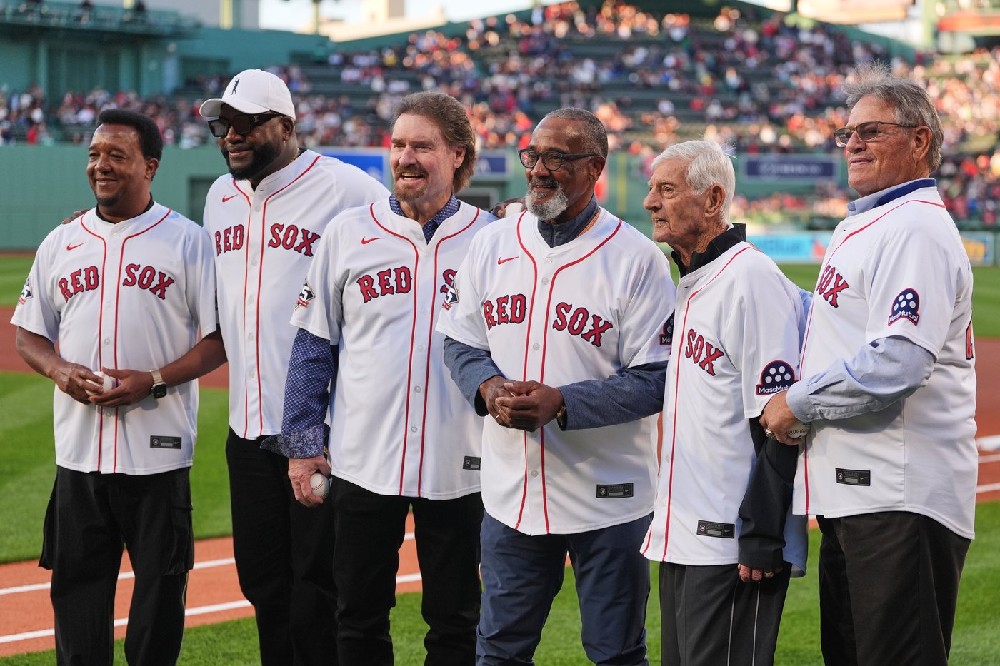 Hall of Famer and Red Sox great David Ortiz says owner John Henry is 'worried' about the team | iNFOnews.ca Hall of Famer and Red Sox great David Ortiz says owner John Henry is 'worried' about the team | iNFOnews.ca