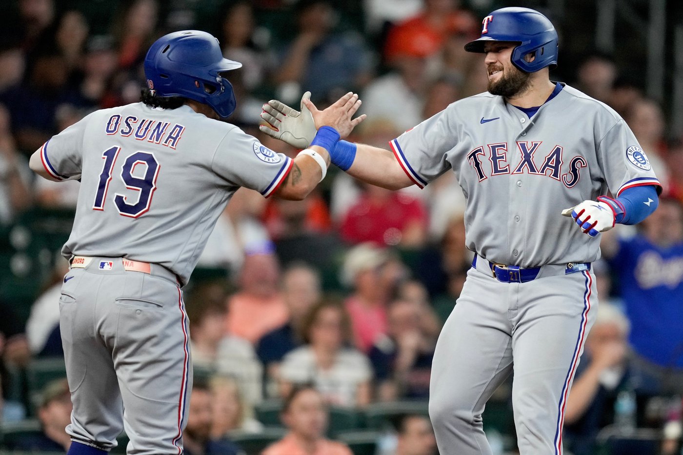 Burger blasts a homer, drives in 4 as Eovaldi powers the Rangers past the Astros 8-0 | iNFOnews.ca