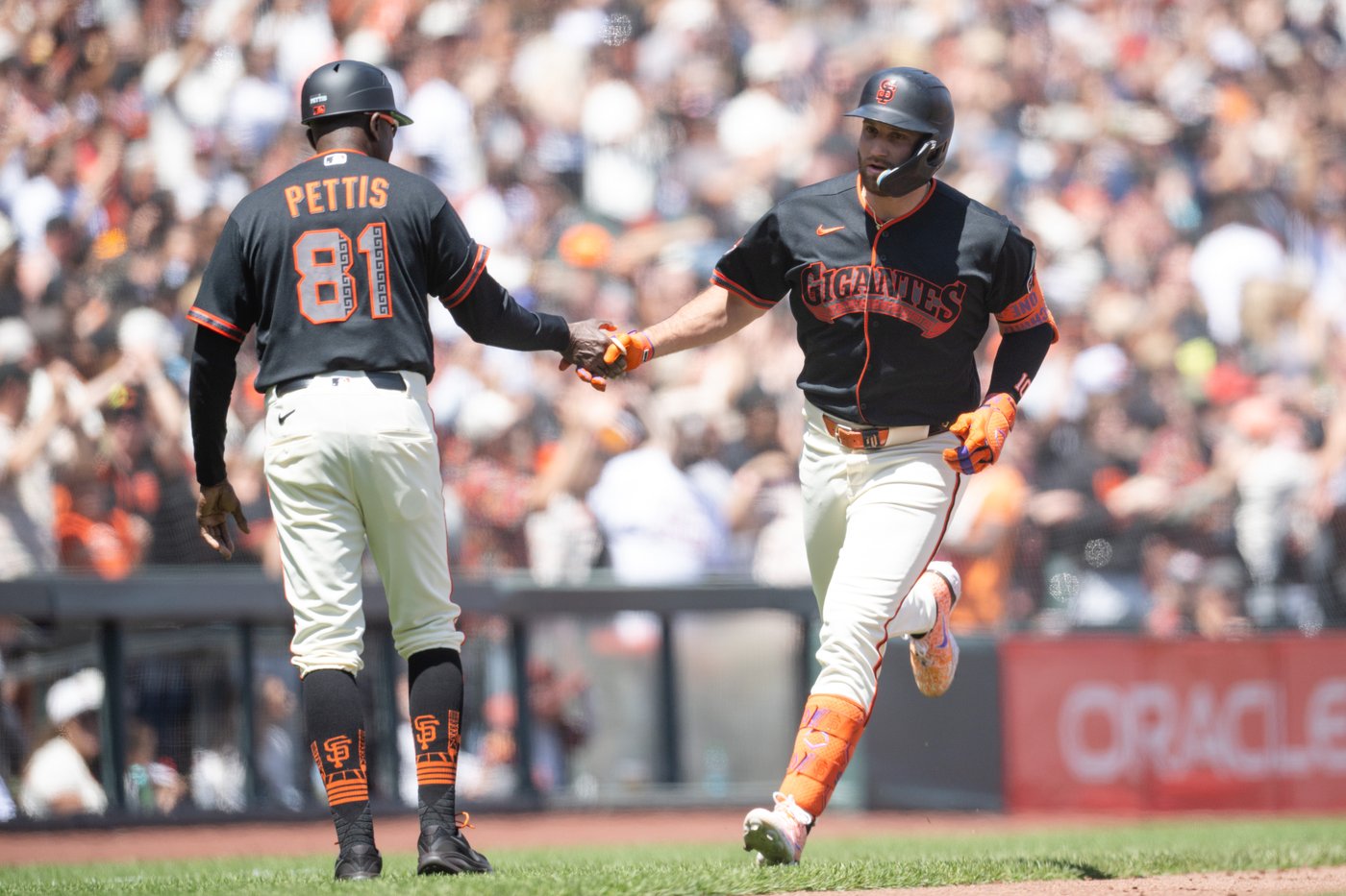 Mahle gets first win since April and Schmitt hits go-ahead, 3-run homer as Giants beat Rockies 4-2 | iNFOnews.ca Mahle gets first win since April and Schmitt hits go-ahead, 3-run homer as Giants beat Rockies 4-2 | iNFOnews.ca