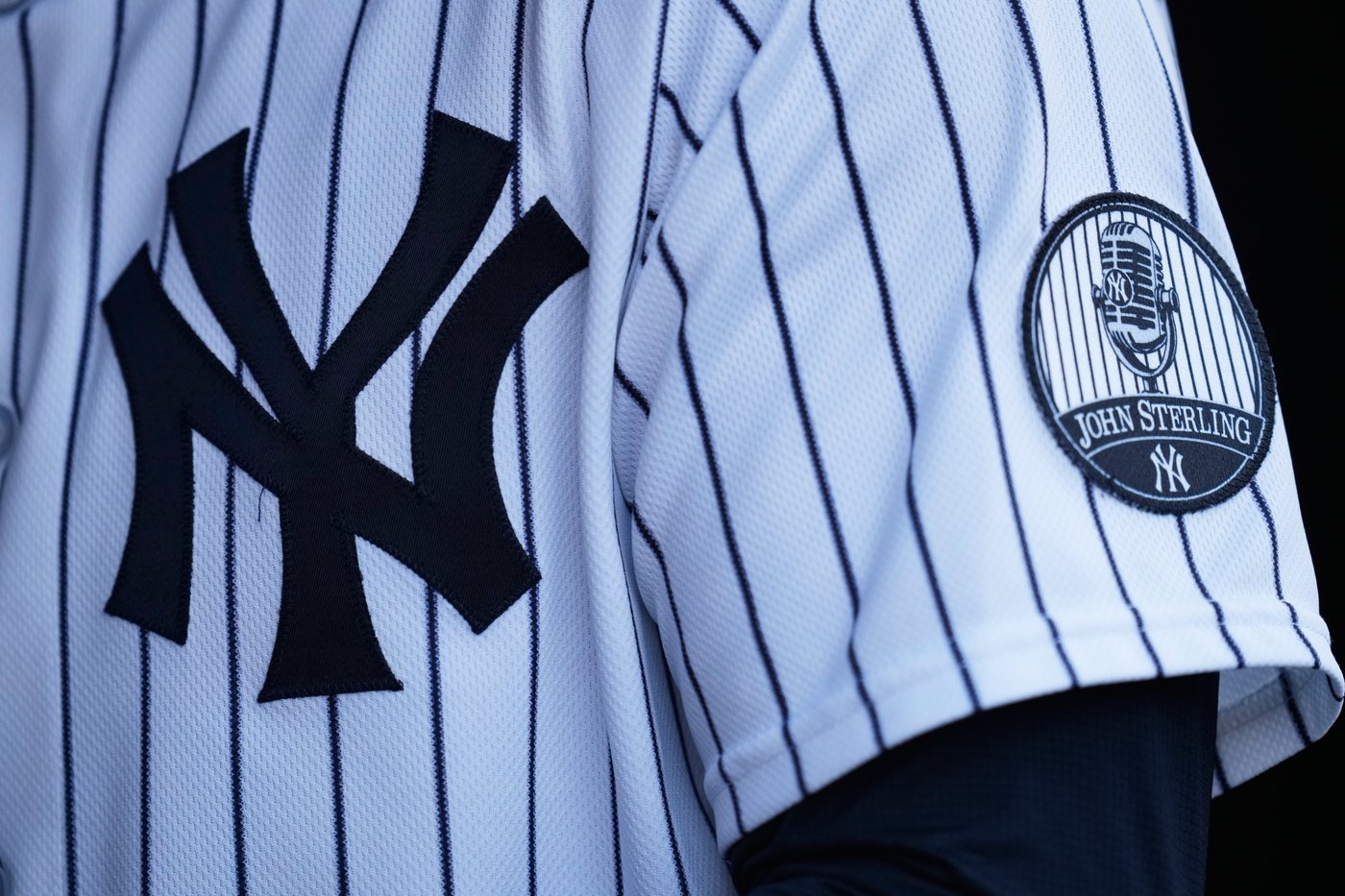 Bellinger, Chisholm hit 2-run homers in 7th-inning rally, Yankees beat Blue Jays 7-6 | iNFOnews.ca Bellinger, Chisholm hit 2-run homers in 7th-inning rally, Yankees beat Blue Jays 7-6 | iNFOnews.ca
