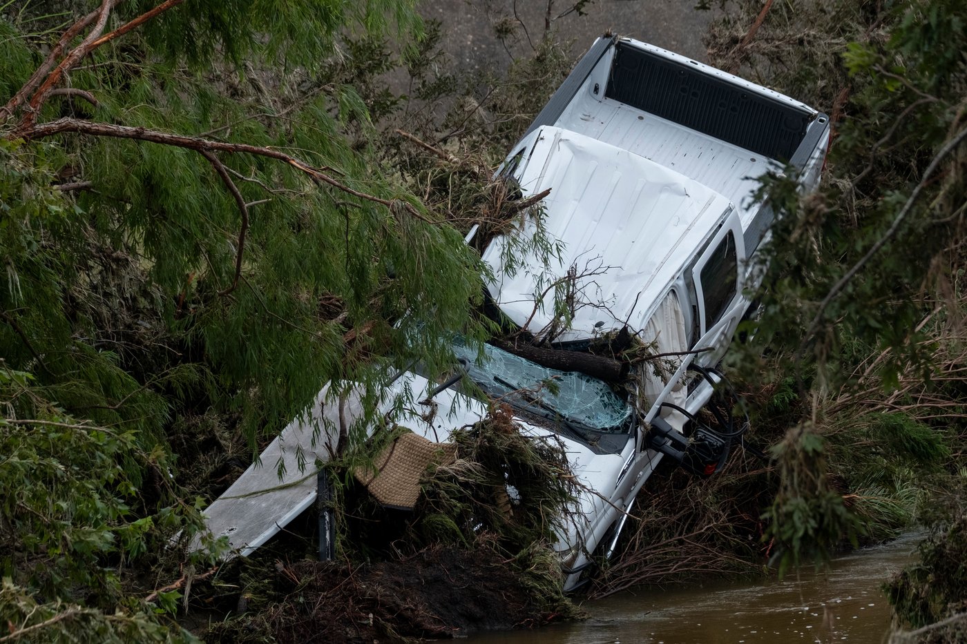 Catastrophic flooding sweeps across Texas, in photos | iNFOnews.ca