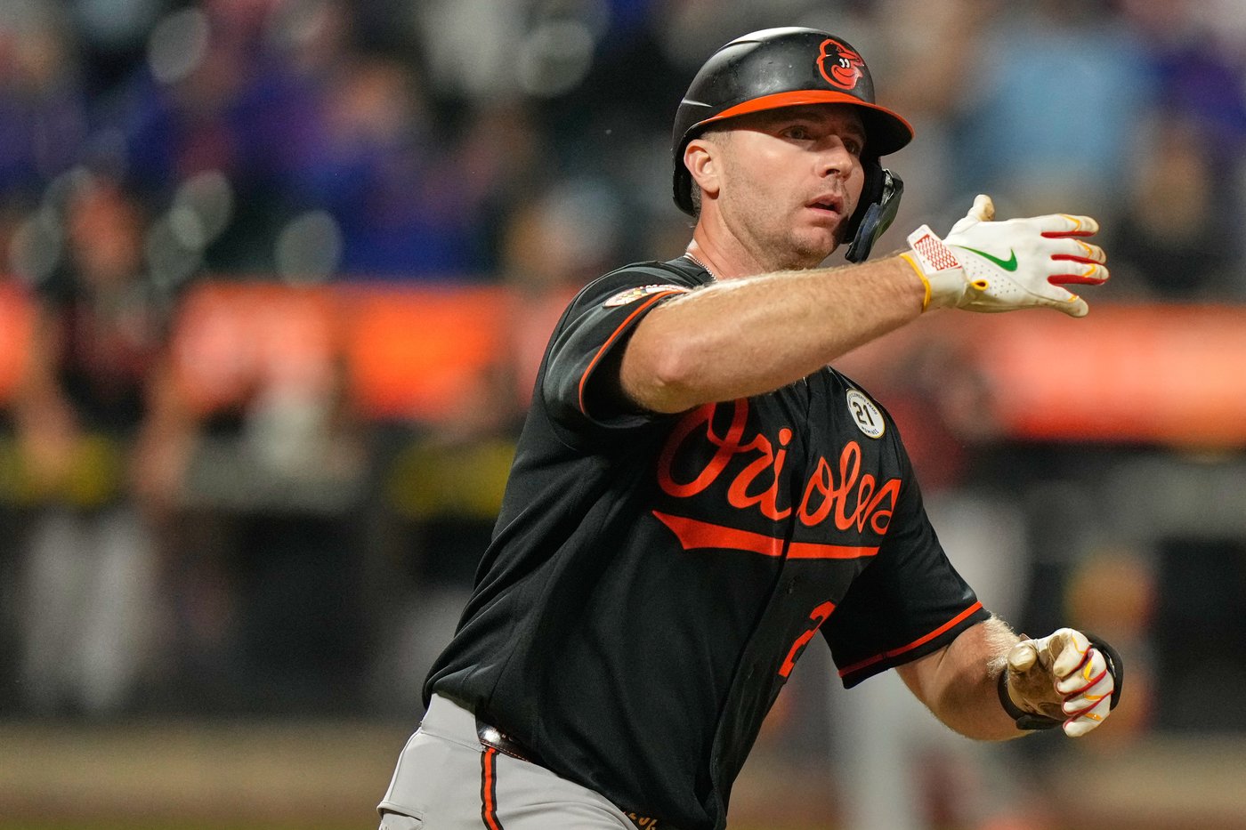 Pete Alonso hits 300th homer to tie game in 9th against Mets and gets rare curtain call on road | iNFOnews.ca Pete Alonso hits 300th homer to tie game in 9th against Mets and gets rare curtain call on road | iNFOnews.ca