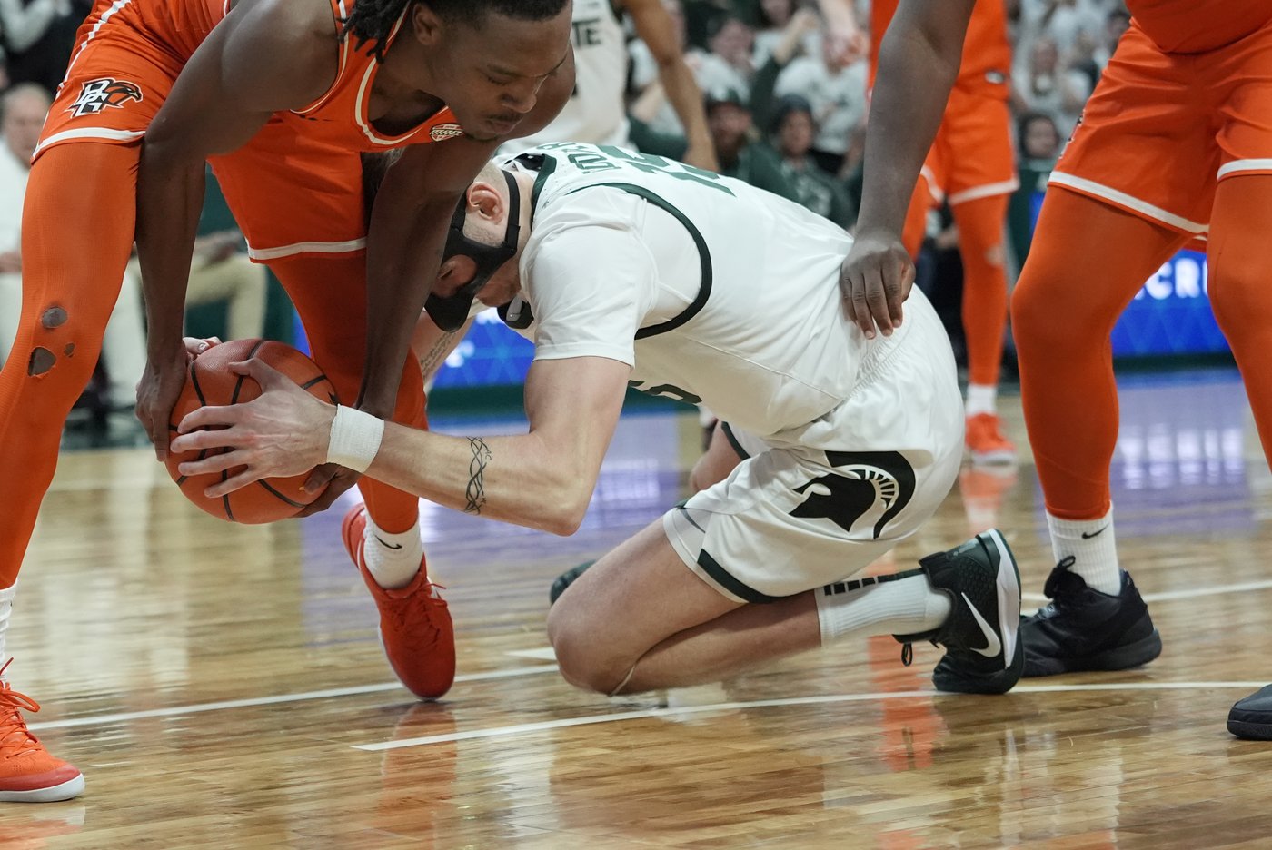Akins has 13 points, 12 rebounds 6 assists; Michigan St. uses 17-0 run to beat Bowling Green 86-72 | iNFOnews.ca Akins has 13 points, 12 rebounds 6 assists; Michigan St. uses 17-0 run to beat Bowling Green 86-72 | iNFOnews.ca