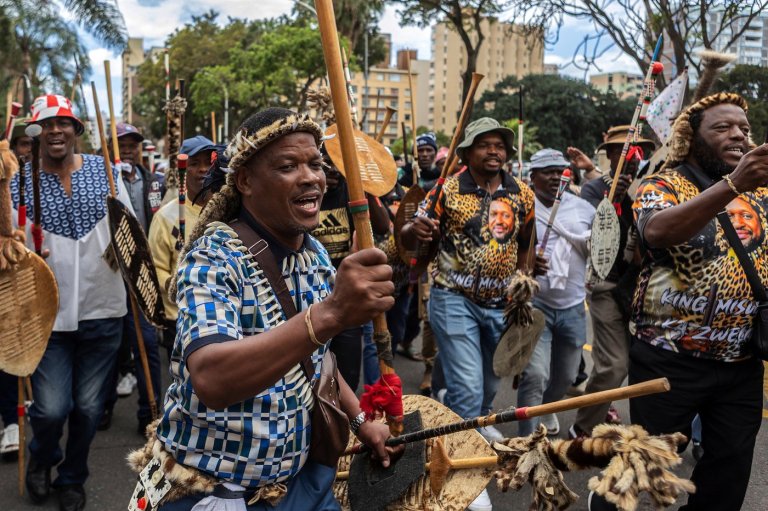Protesters against illegal immigration in South Africa call for more deportations | iNFOnews.ca