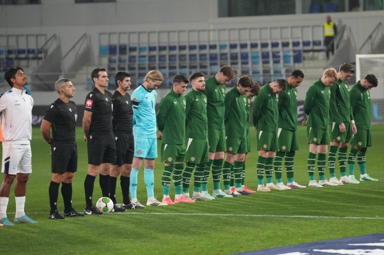 Ireland soccer players again wear black armbands and refuse handshakes with Israel team | iNFOnews.ca