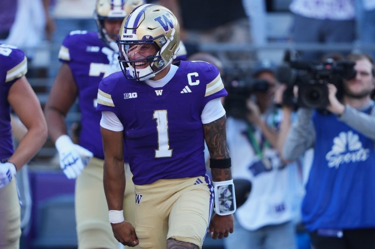 No. 17 Washington struggles on offense but pulls out 24-10 Apple Cup win over Washington State | iNFOnews.ca