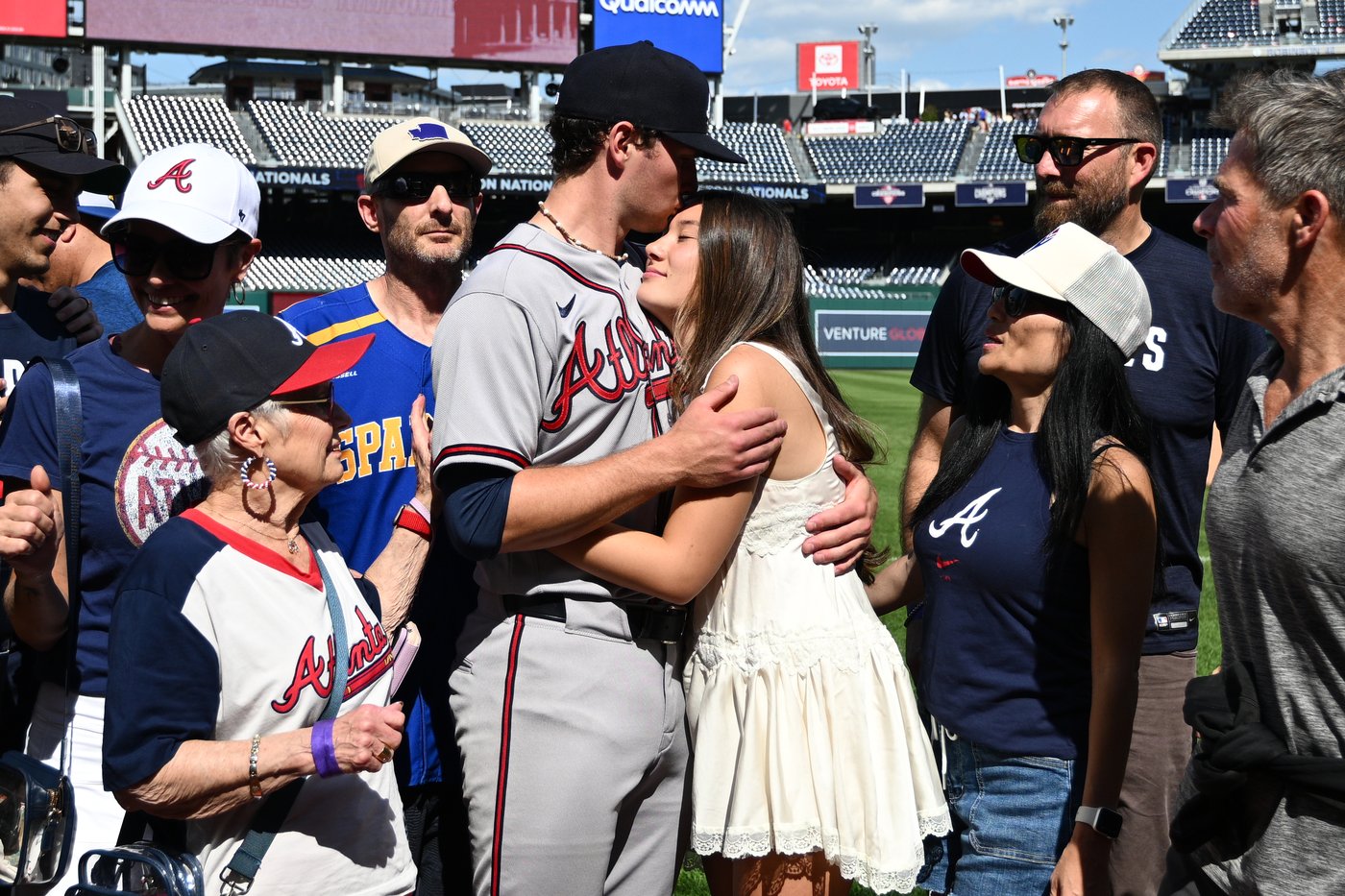 Braves' JR Ritchie rebounds from 1st pitch home run to win major league debut | iNFOnews.ca