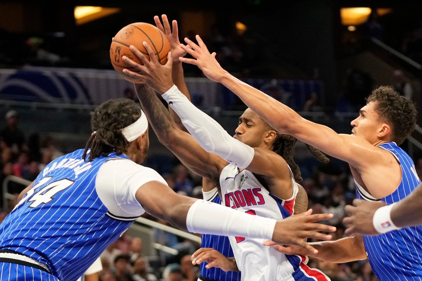 Banchero scores 31, Bane adds 25 to help the Magic turn back the Pistons 123-107 | iNFOnews.ca