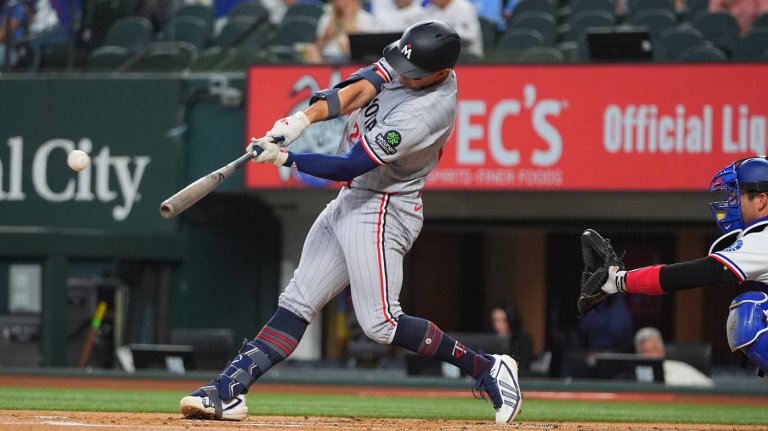 Twins have another crooked-number 1st inning to complete 3-game sweep at Texas with 9-3 win | iNFOnews.ca