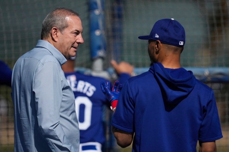 Longtime Dodgers executive Lon Rosen becomes Lakers' president of business operations | iNFOnews.ca