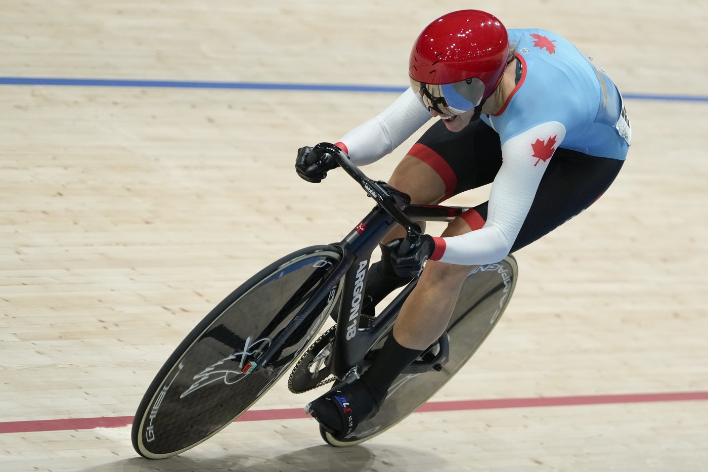 Olympic cycling champion Kelsey Mitchell auditions for Canadian bobsled team | iNFOnews.ca