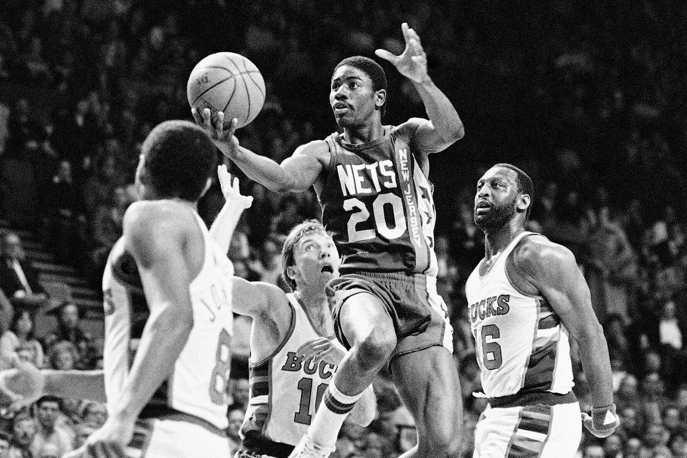 Michael Ray Richardson, versatile guard banned from NBA for violating drug policy in the 1980s, dies | iNFOnews.ca
