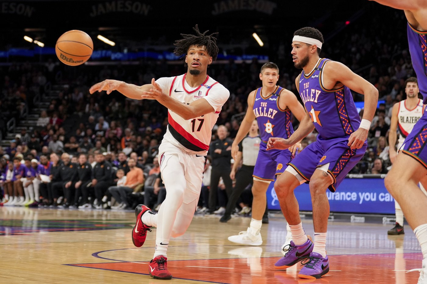 Suns send Trail Blazers to 6th straight loss with 116-109 victory | iNFOnews.ca