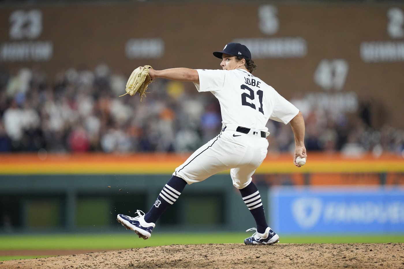 Meadows and Torkelson homer as the Tigers move closer to the postseason with a 7-1 win over the Rays | iNFOnews.ca