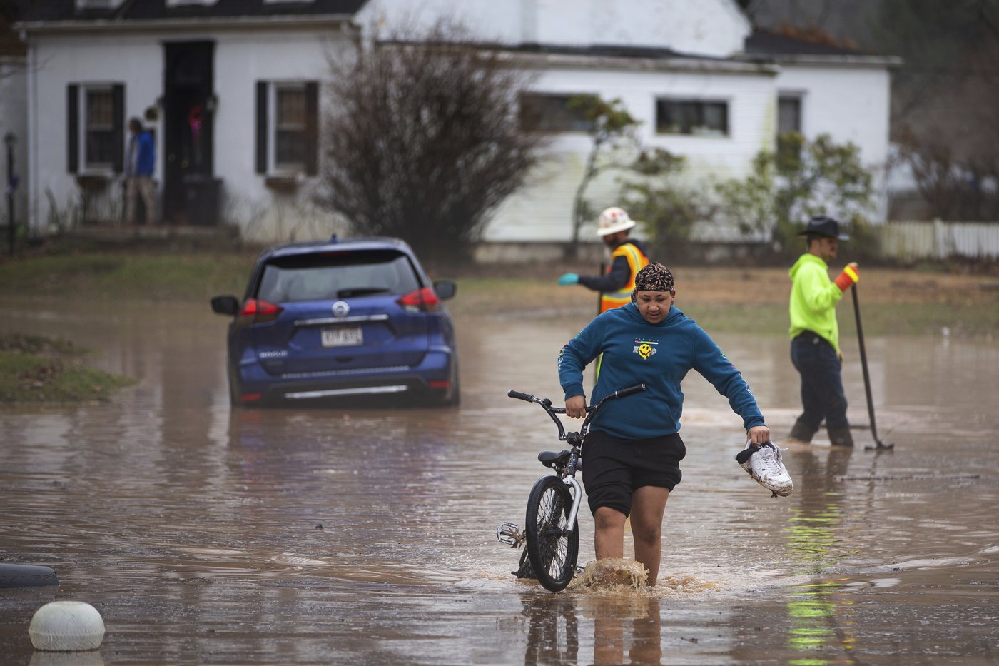 Winter storms bring flooding and 'thunder ice' in several US states | iNFOnews.ca Winter storms bring flooding and 'thunder ice' in several US states | iNFOnews.ca