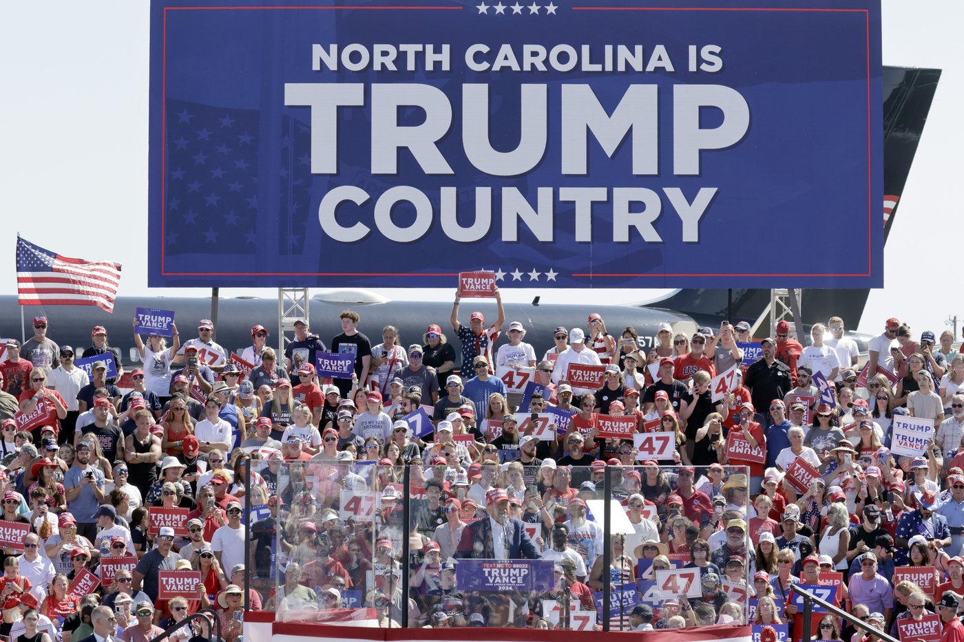 Trump appeals to women in return to North Carolina without Mark Robinson, a top in-state supporter | iNFOnews.ca