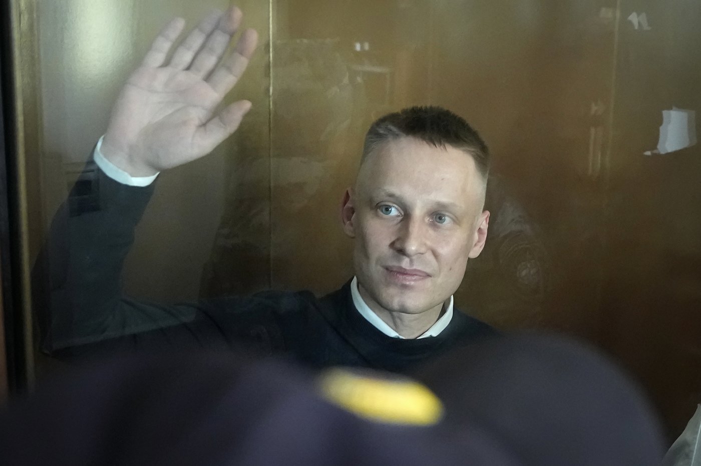4 Russian journalists accused of working for a Navalny group go on trial in Moscow | iNFOnews.ca