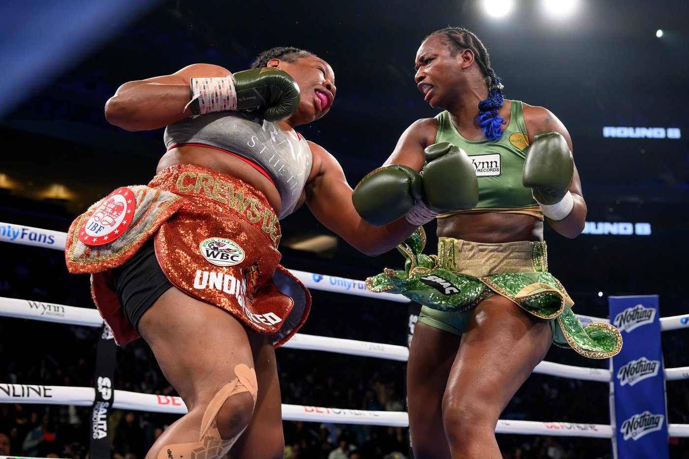 Claressa Shields pounds out lopsided victory over rival Franchon Crews-Dezurn | iNFOnews.ca Claressa Shields pounds out lopsided victory over rival Franchon Crews-Dezurn | iNFOnews.ca