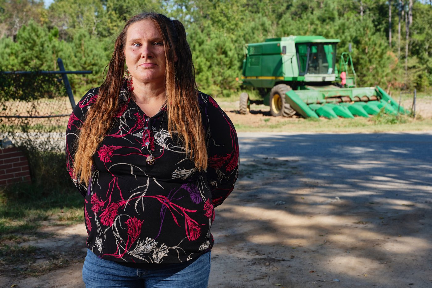 Trump’s immigration crackdown divides rural voters as midterms approach, AP-KFF poll finds | iNFOnews.ca