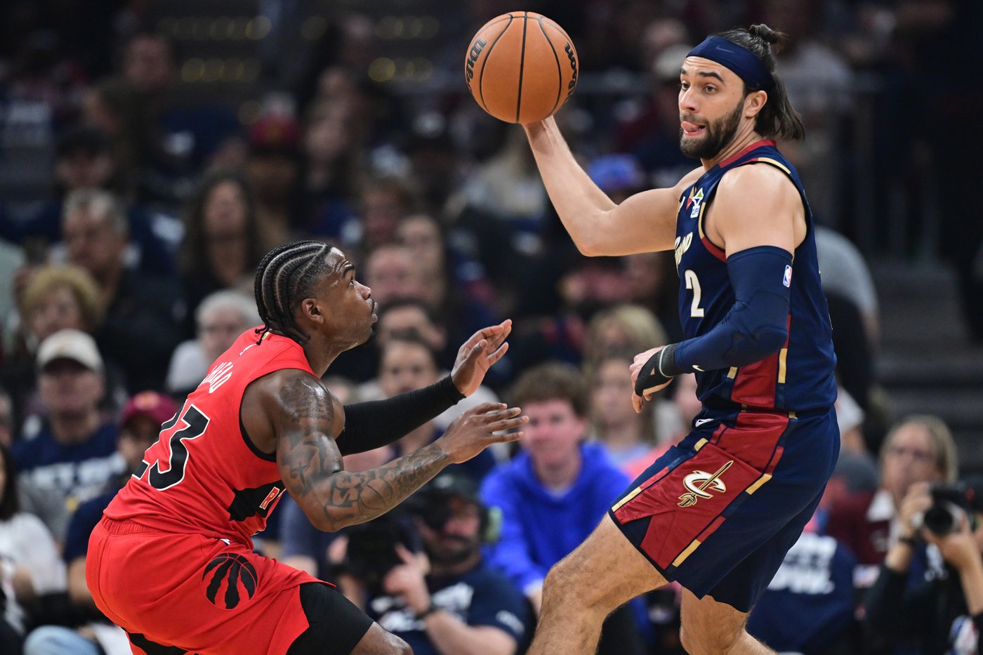 Film School: Raptors do deep dive on Game 1 loss to prepare for Cavaliers | iNFOnews.ca