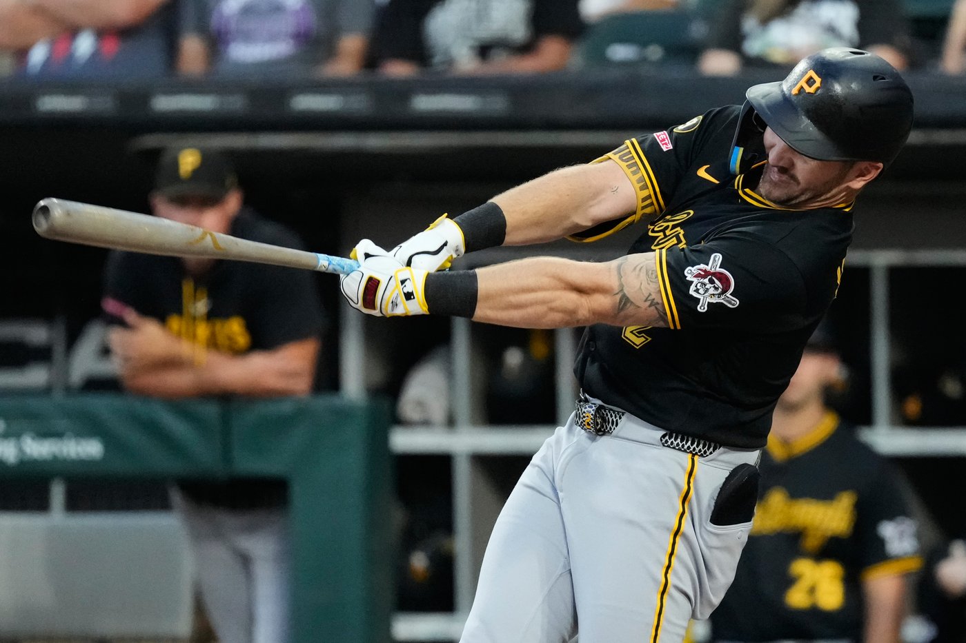 Pirates back Bubba Chandler with 18 hits in 9-3 victory over White Sox | iNFOnews.ca