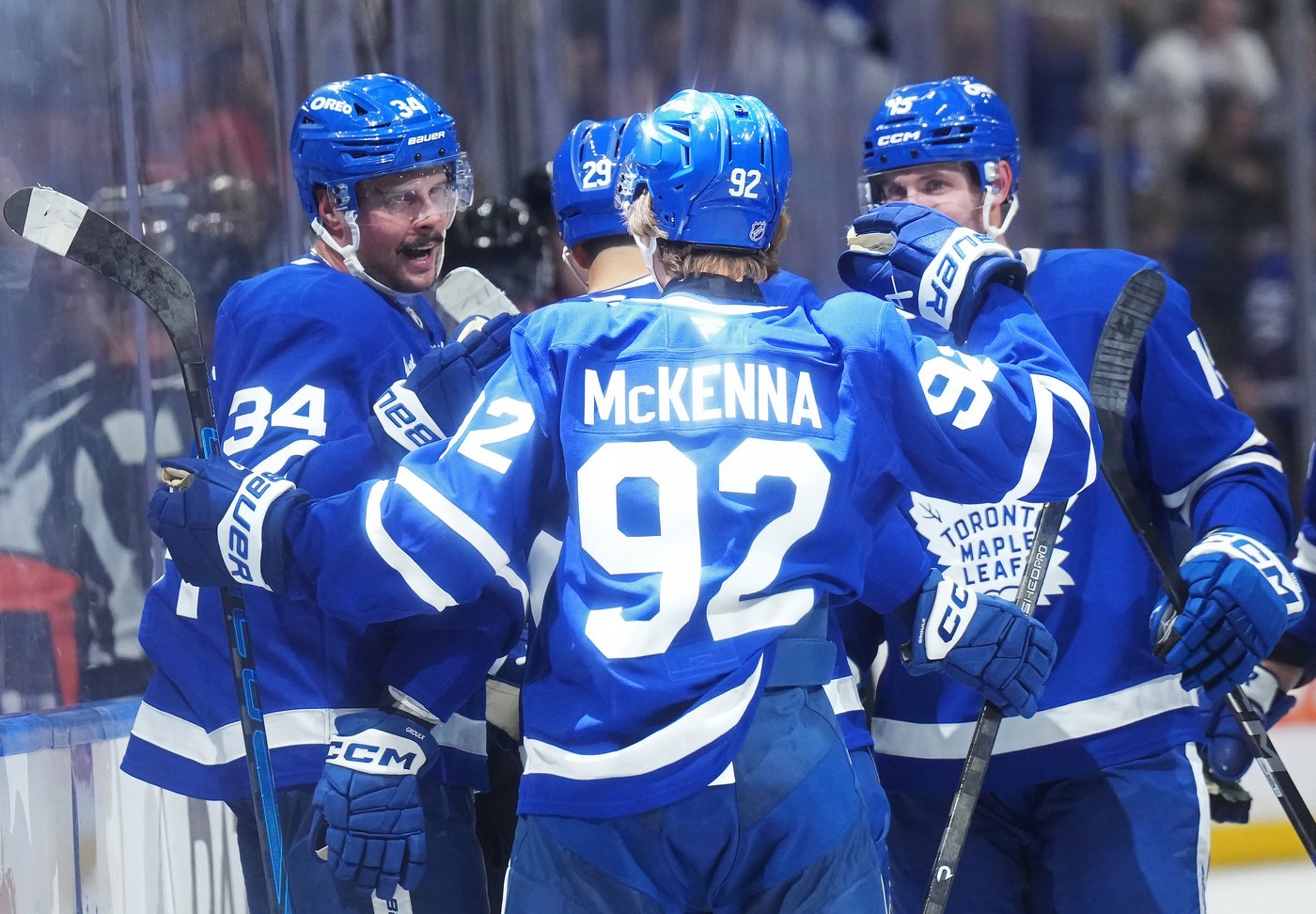 No. 1 overall pick Gavin McKenna scores first NHL goal for Toronto Maple Leafs | iNFOnews.ca