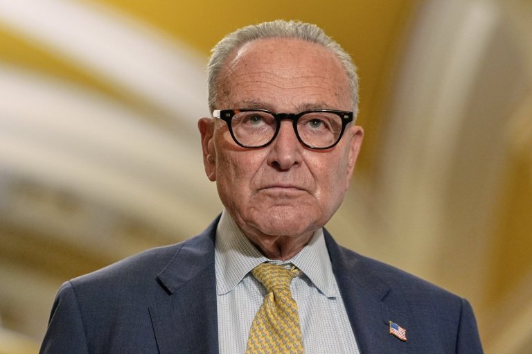 Schumer warns of a shutdown if Republicans don’t accept Democrats’ health care demands | iNFOnews.ca
