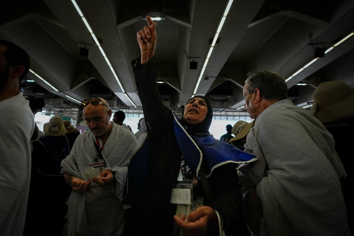 Hajj pilgrims perform rituals in soaring heat as Eid al-Adha celebrations begin | iNFOnews.ca Hajj pilgrims perform rituals in soaring heat as Eid al-Adha celebrations begin | iNFOnews.ca