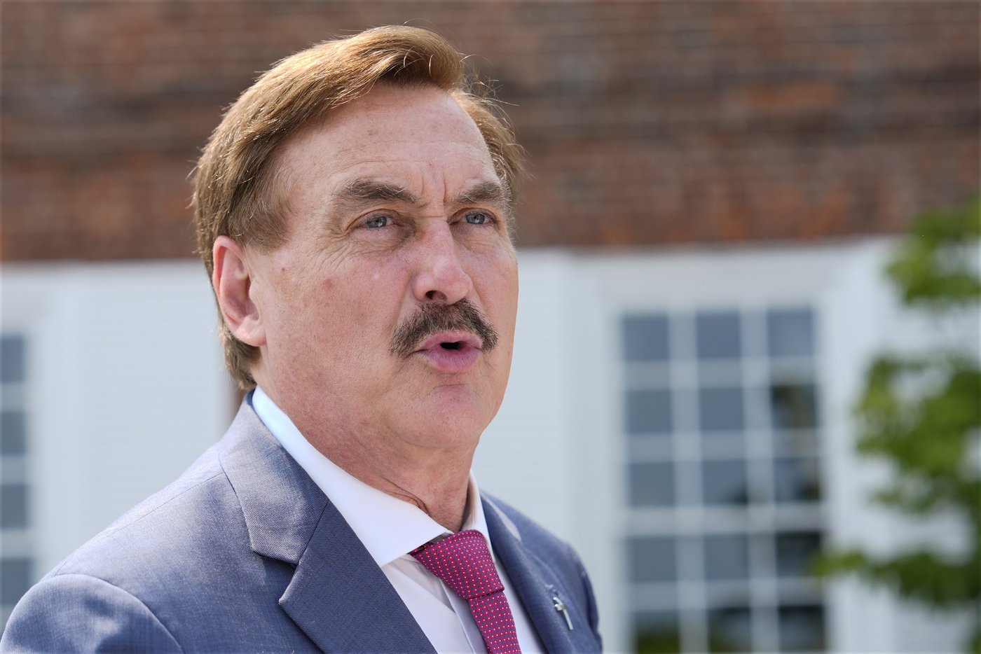 Minnesota judge orders Mike Lindell's MyPillow to pay nearly $778K to delivery service DHL | iNFOnews.ca Minnesota judge orders Mike Lindell's MyPillow to pay nearly $778K to delivery service DHL | iNFOnews.ca
