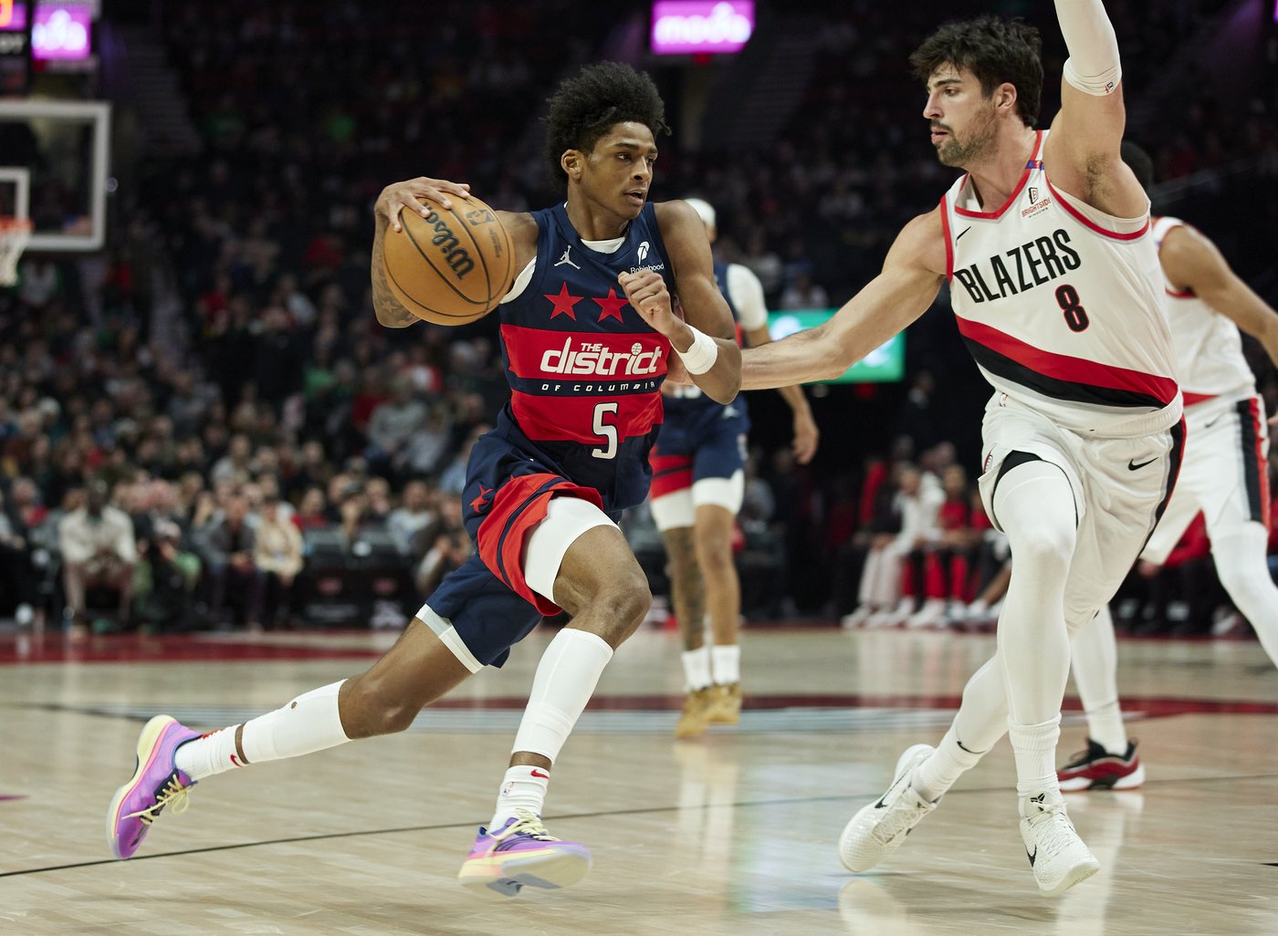 Simons scores 30 points as Trail Blazers beat last-place Wizards 112-97 | iNFOnews.ca