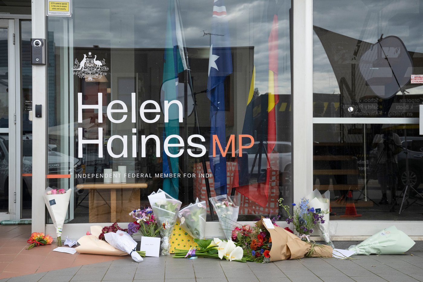 Driver accused of intentionally driving into Australian lawmaker was not a known threat, police say | iNFOnews.ca Driver accused of intentionally driving into Australian lawmaker was not a known threat, police say | iNFOnews.ca