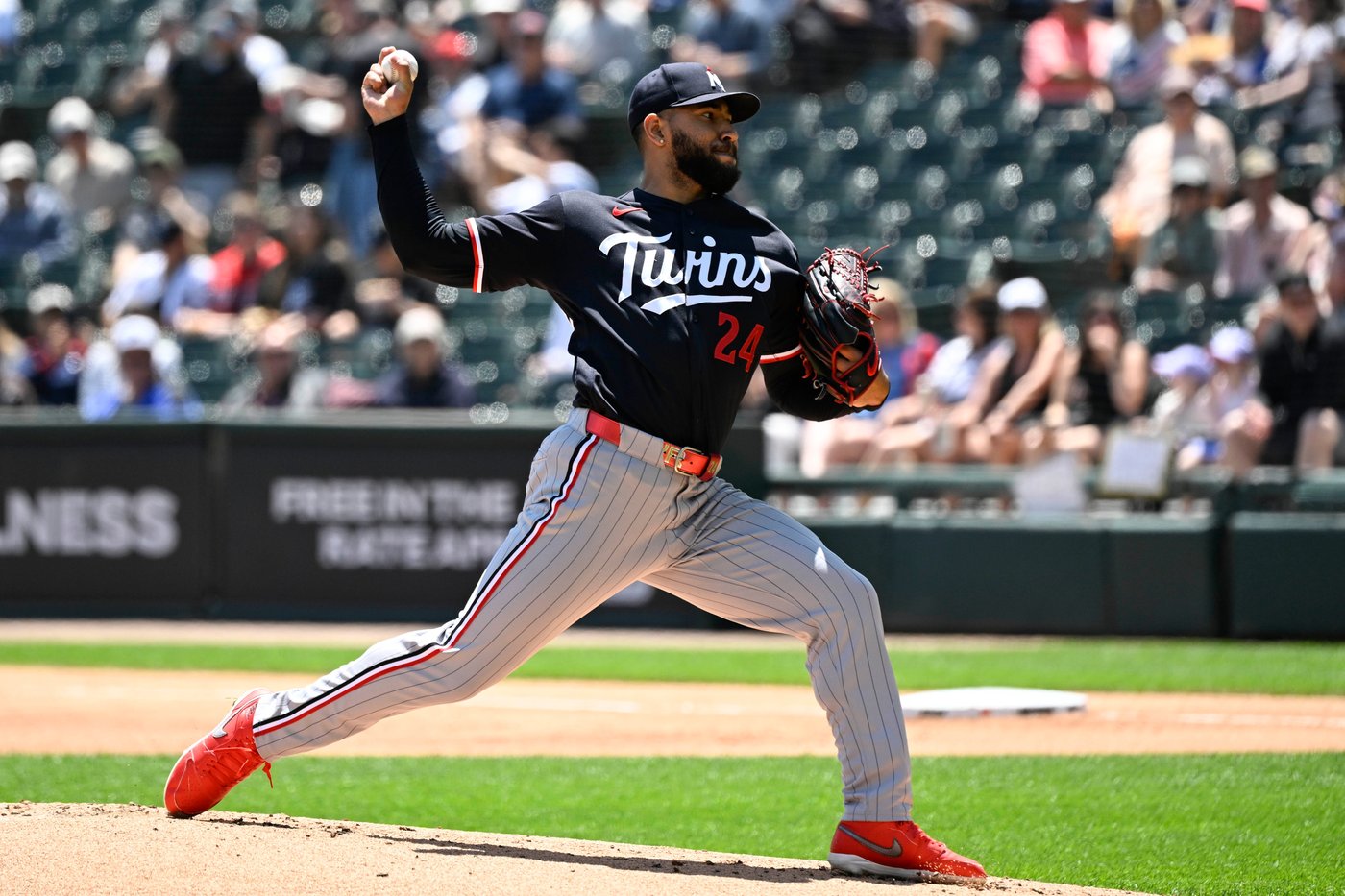 Blue Jays acquire right-hander Simeon Woods Richardson from Twins for cash | iNFOnews.ca